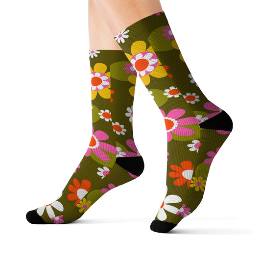 Printify Mid Mod Groovy Daisy Flower Power Crew Length Socks, Fleece Lined, Ribbed Tube, Cushioned Bottom, 70s Retro Hippie Mid Mod Floral Footwear All Over Prints L 15992518732763075943