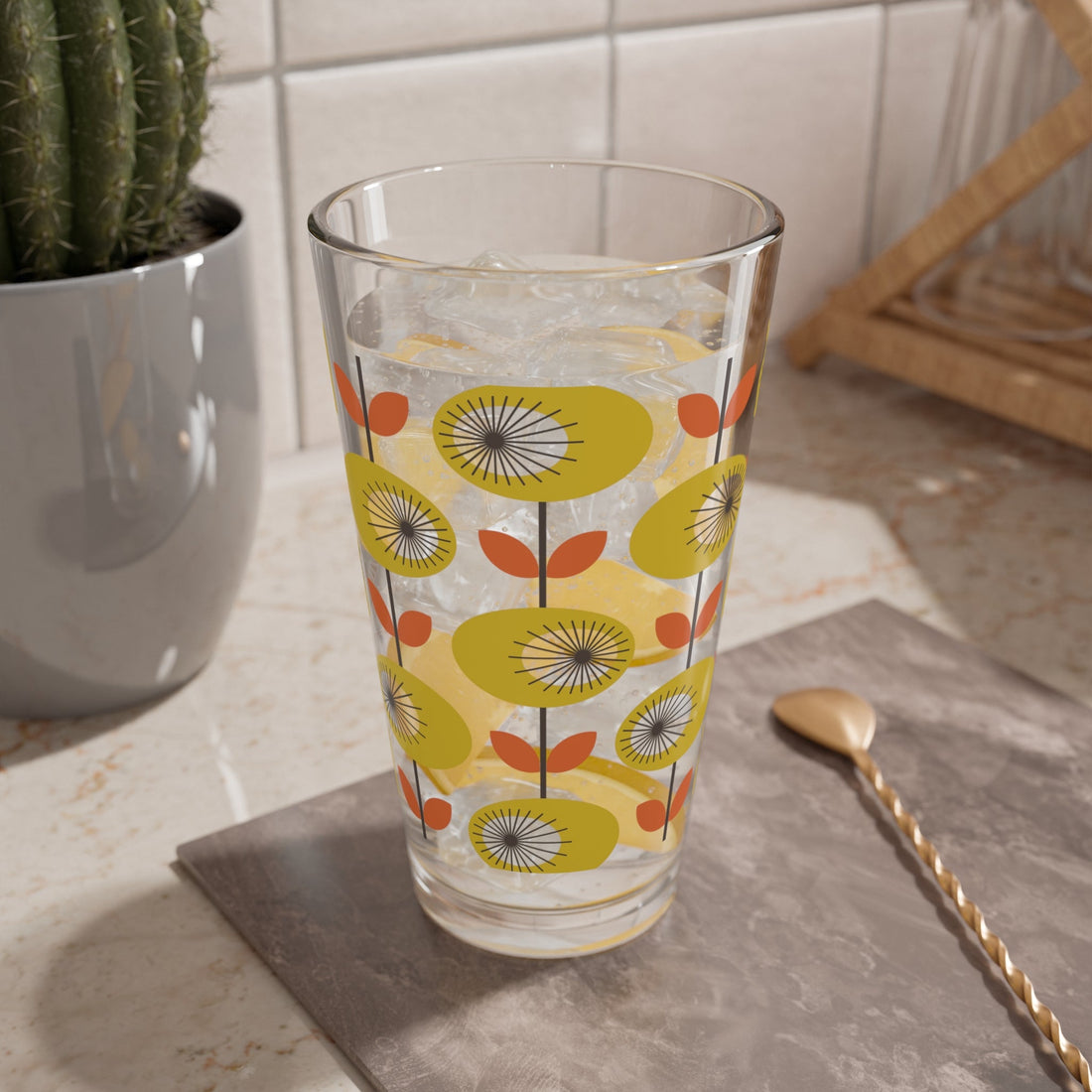 Kate McEnroe New York Retro 60s Scandinavian Floral Pint Glass, Mid Century Modern BarwarePint Glasses54356150141671968190