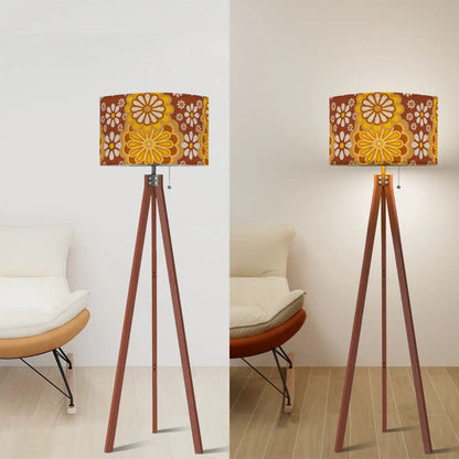 Kate McEnroe New York Retro 70s Floral Tripod Floor Lamp, Mid Century Modern Mod Flower LightTripod Floor Lamps2SKPqlY9di