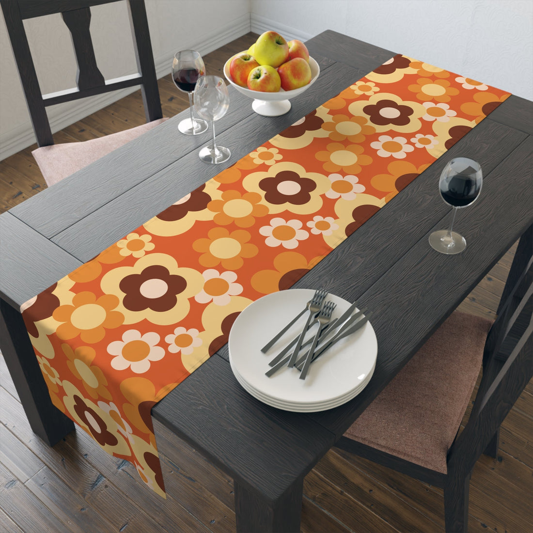 Kate McEnroe New York Retro 70s Groovy Floral Table Runner, Mid Century Modern Fall Dining AccentTable Runners17635437013118171989