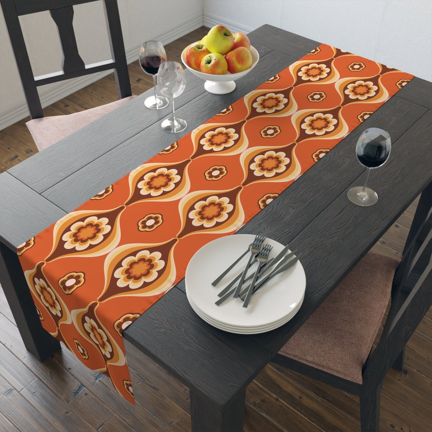 Kate McEnroe New York Retro 70s Mod Floral Table Runner, Mid Century Modern Orange Brown Dining AccentTable Runners21689187753067292688