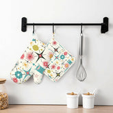 Kate McEnroe New York Retro Atomic Starburst Sputnik Mid Century Modern Oven Mitts and Pot Holders SetsOven Mitts & Pot Holder SetWNjQoeJRXW