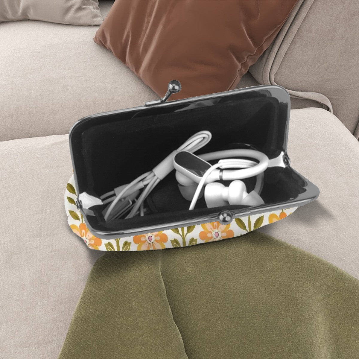 Kate McEnroe New York Retro Coin Purse Floral Mid Century Modern Kiss Lock Clasp WalletCoin Purses548O8yEwpE