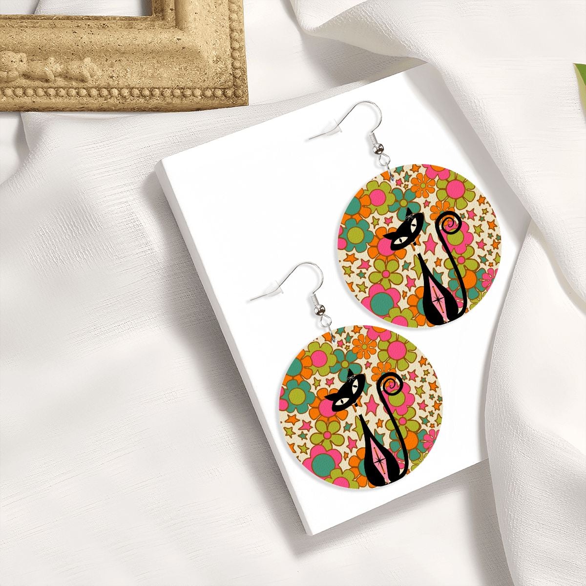 Kate McEnroe New York Retro Flower Power MCM Atomic Cat Dangle Round EarringsEarringsXyKezyZIDp