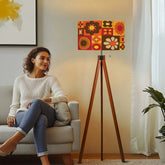 Kate McEnroe New York Retro Mod Flower Power Tripod Floor Lamp, Mid Century Modern 70s Groovy LightingTripod Floor LampsXtbn37s5wU