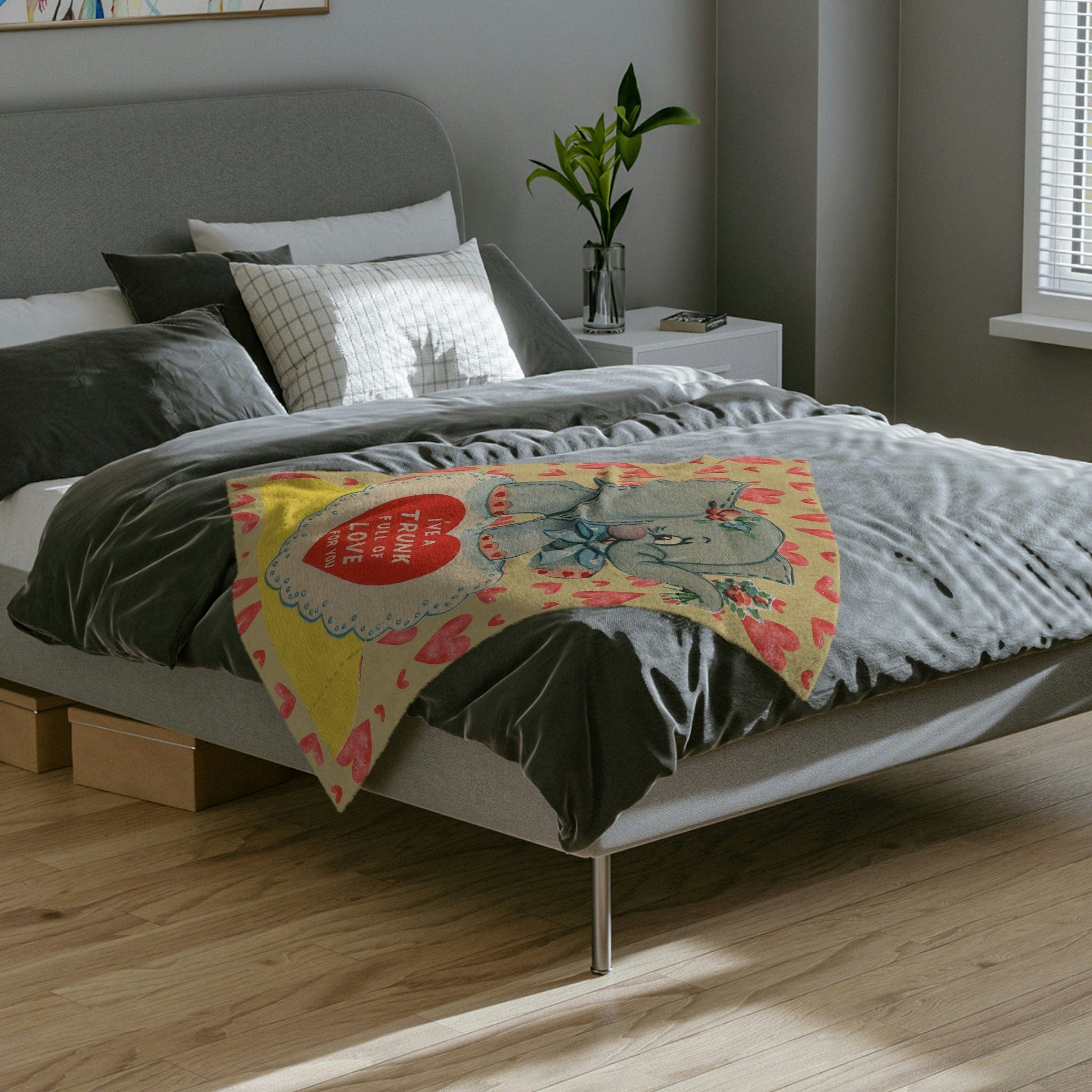 Kate McEnroe New York Retro Vintage Kitschy Elephant Valentine Throw BlanketBlankets30495287803151496784