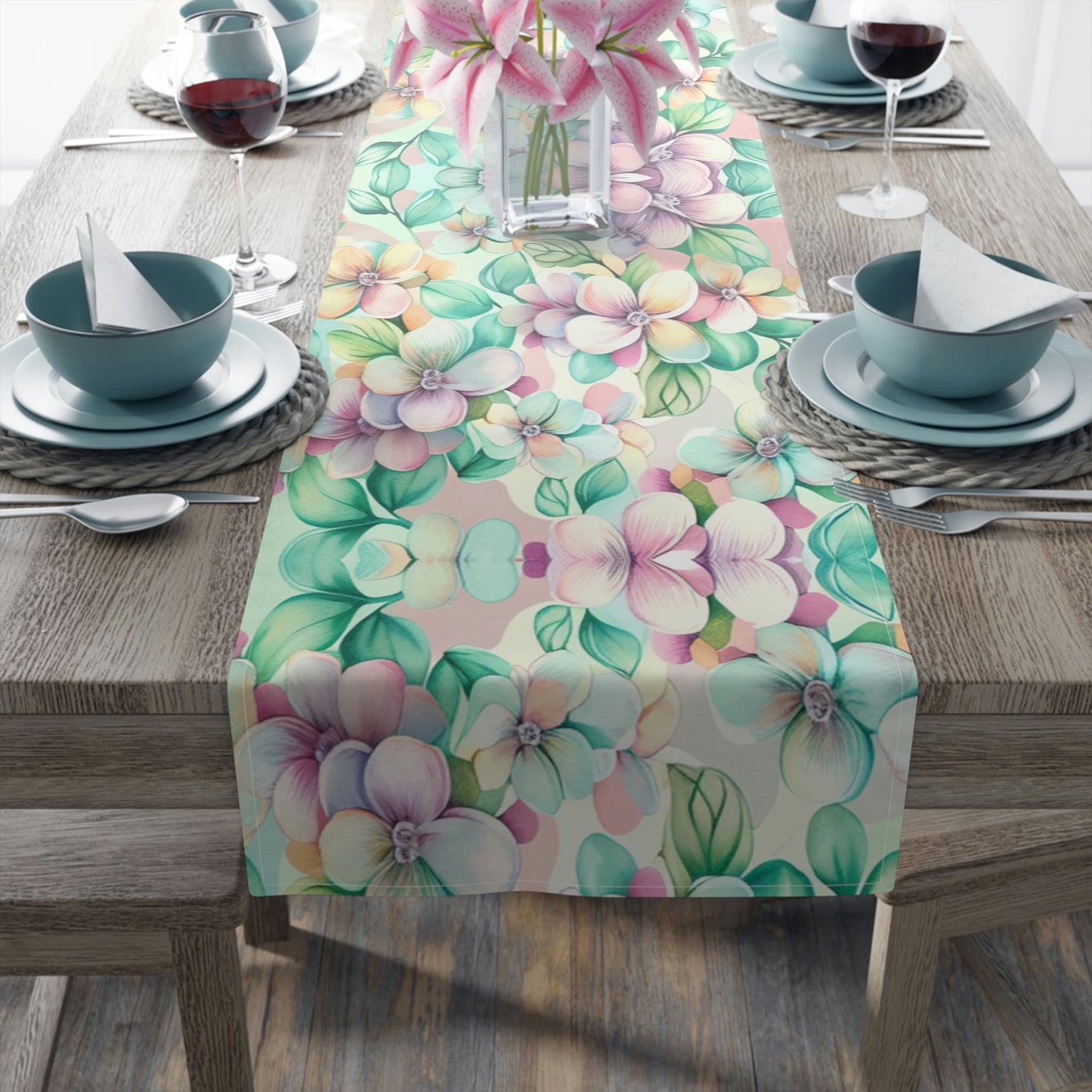 Kate McEnroe New York Spring Floral Table RunnerTable Runners75391902314235755293