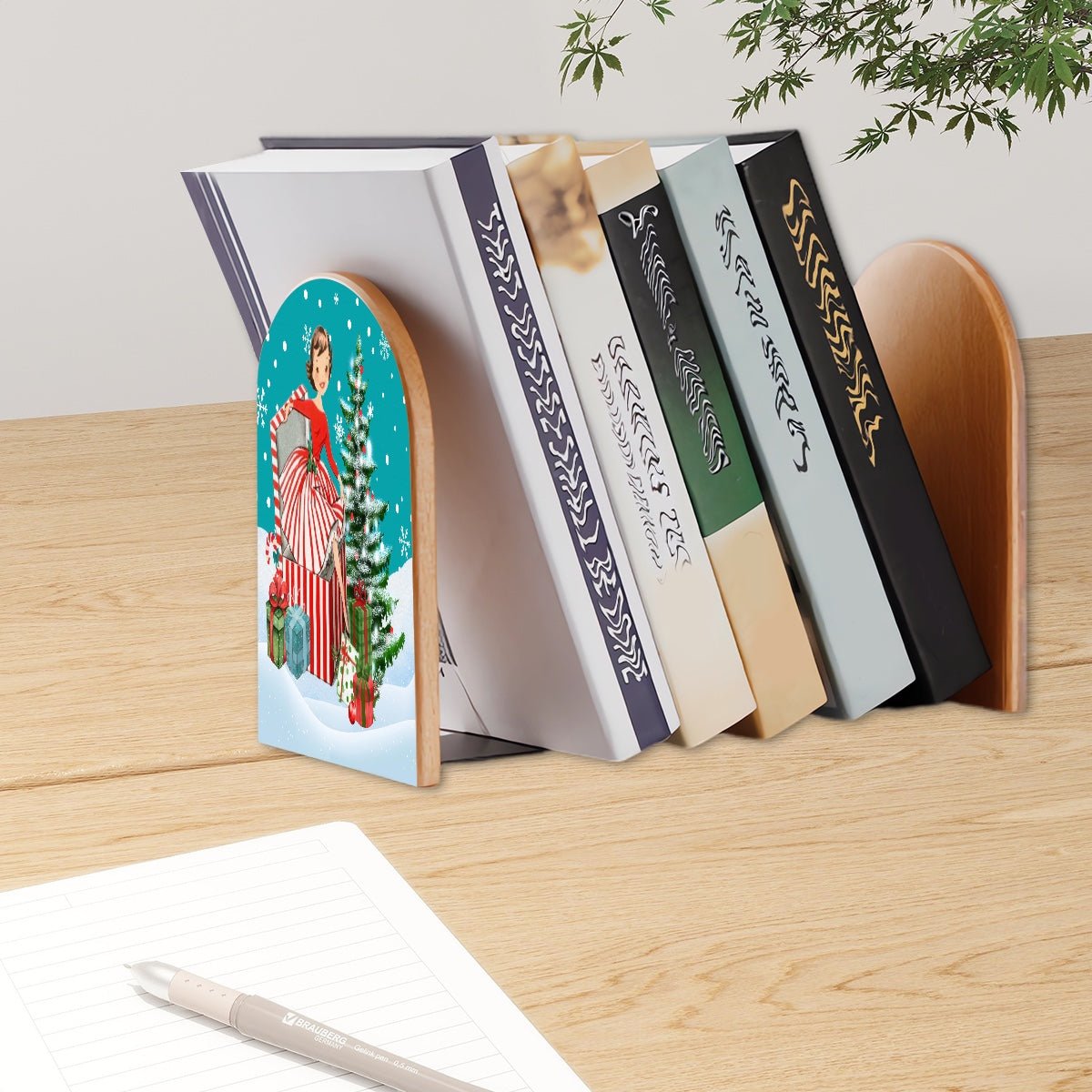Kate McEnroe New York Vintage Kitsch Christmas Bookends 1950s Holiday Card Art RetroBookendsxE4r1L8Gt2